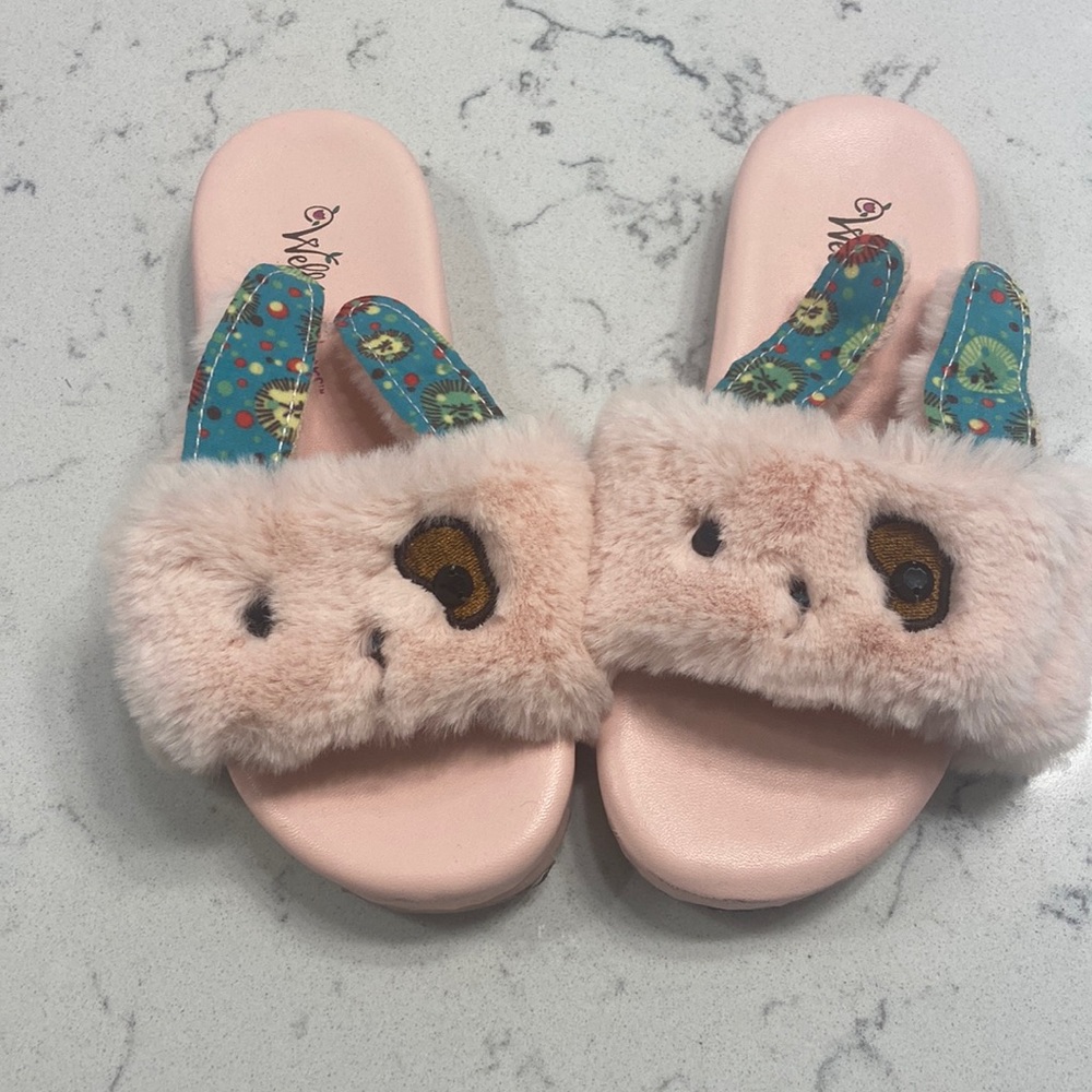 Girls Well he Wishers Slippers